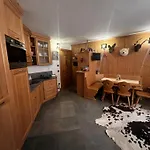Incantevole Con Box E Room, Wi-fi, * Bormio